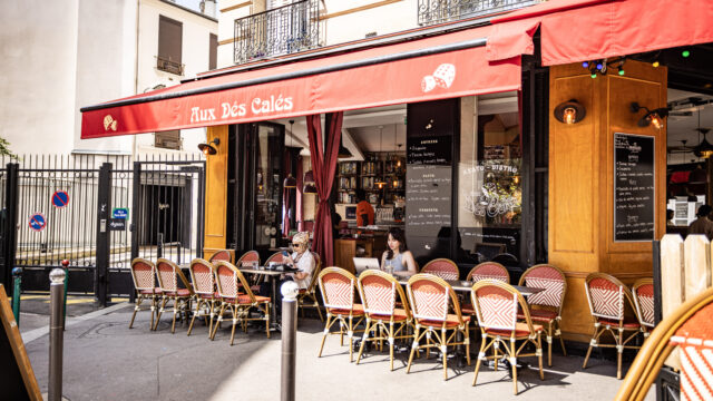Aux Dés Calés Paris photo terasse France