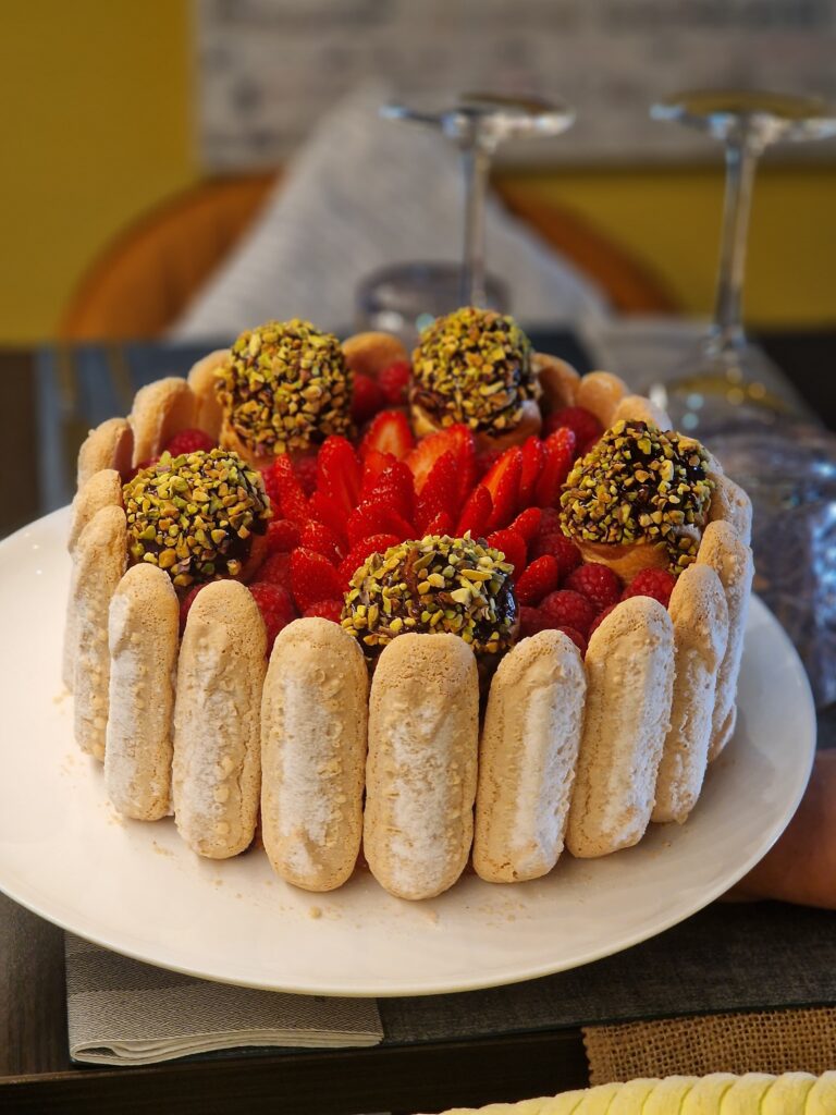 Davisto restaurant Italien a Nice charlotte aux fraises