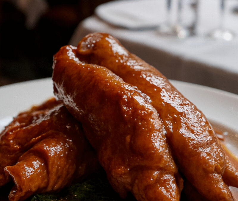 Le secret du pied de porc : la technique de chef pour une gélatine parfaite