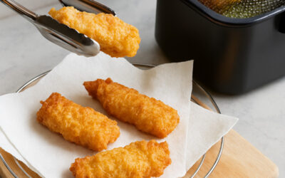 Comment conserver le croustillant des aliments frits : Science, techniques et astuces de chefs