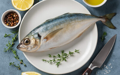 Le chinchard : du poisson populaire à la star des cartes de chefs