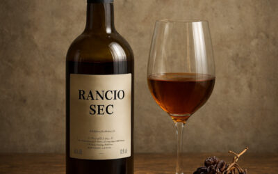 Le vin que l&rsquo;on oublie au soleil : Découvrez le Rancio Sec, le trésor caché des caves Catalanes