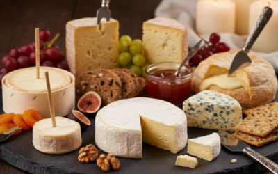 Plateau de fromages de Noël : Les secrets des maîtres affineurs pour une table de fête inoubliable