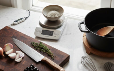 Quel matériel est indispensable pour débuter en cuisine ? Le guide de l&rsquo;essentiel
