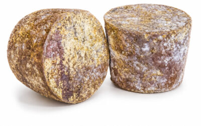 Le Persillé des Aravis : Voyage au cœur du fromage le plus secret de Haute-Savoie