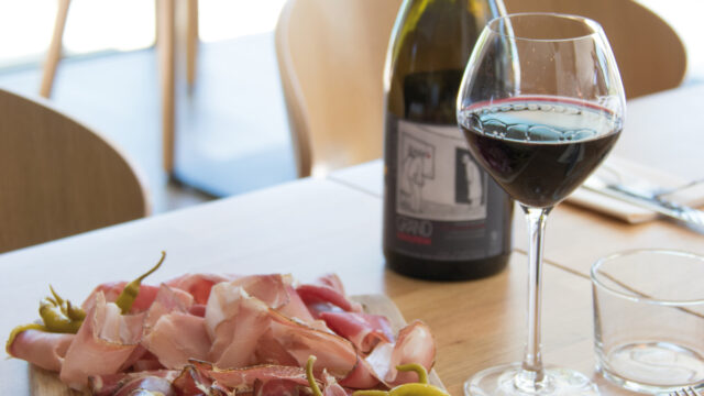 Restaurant Le Serpolet Pessac planche de charcuterie