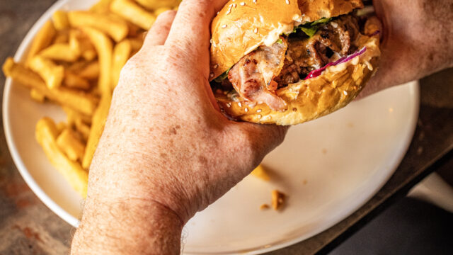 Aux Dés Calés Paris burger fait maison