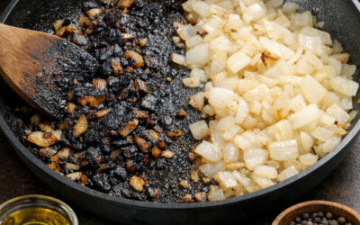 Pourquoi mes oignons brûlent au lieu de caraméliser ?